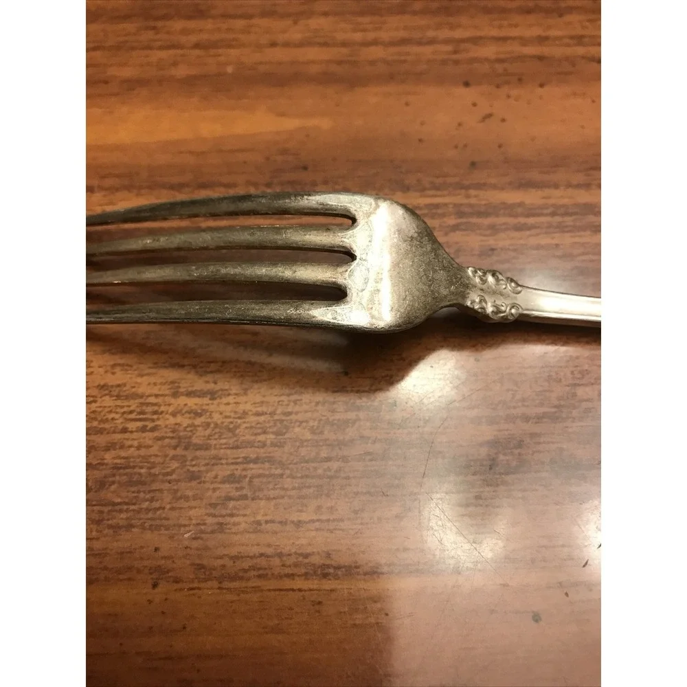 1847 rogers bros xs triple silver plate flatware Fork‎ Engraved